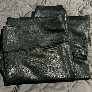 Black shimmer 7/8 leggings